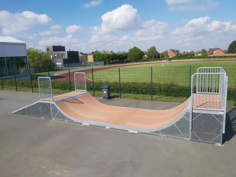 Fabrication d’un skatepark à Hem